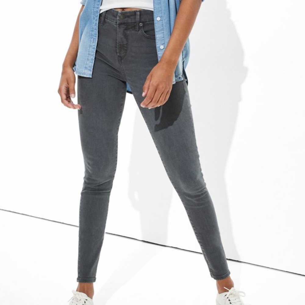 AE Next Level gray jeggings
